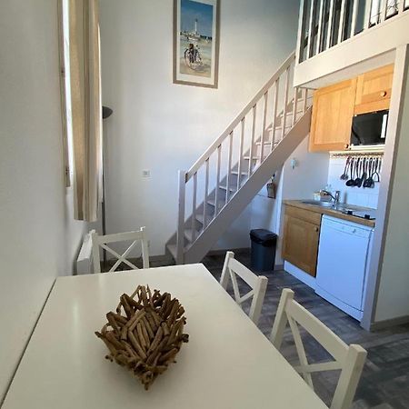 Les Remparts Apartment Saint-Martin-de-Re Bagian luar foto