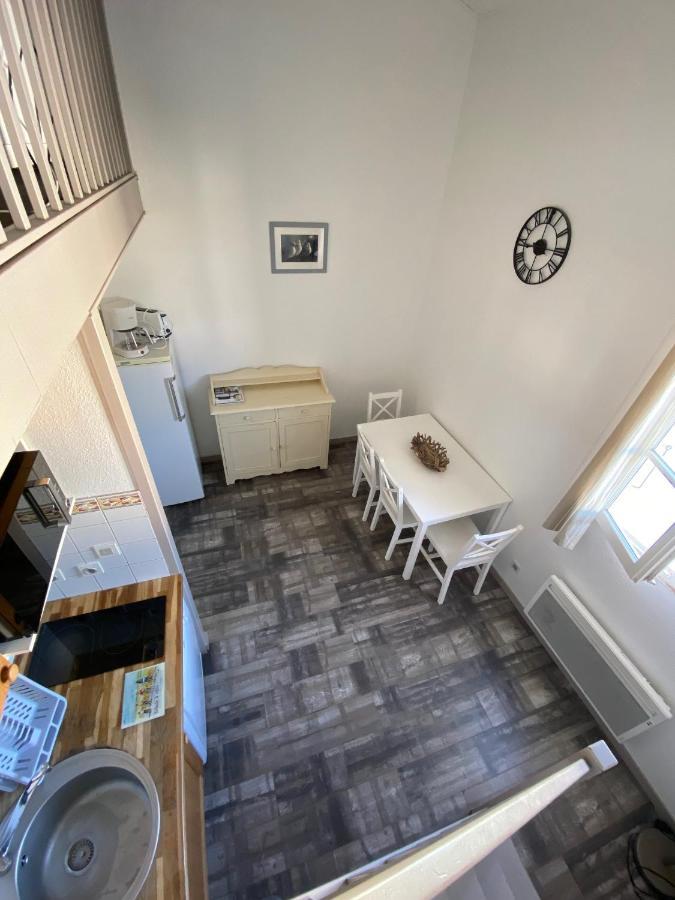 Les Remparts Apartment Saint-Martin-de-Re Bagian luar foto