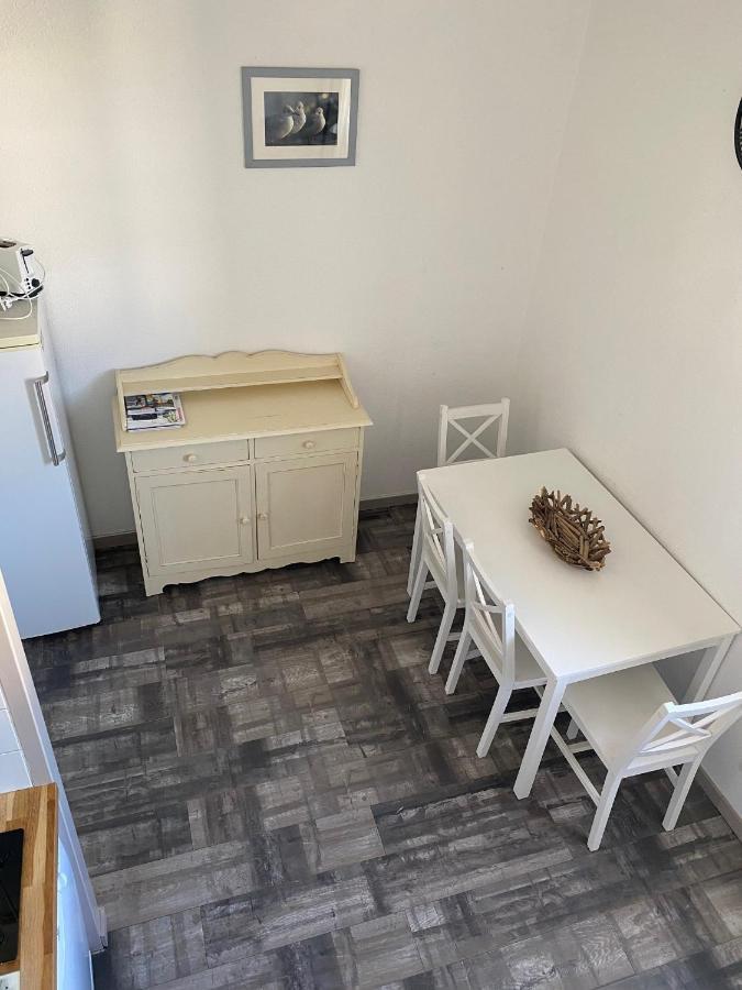 Les Remparts Apartment Saint-Martin-de-Re Bagian luar foto