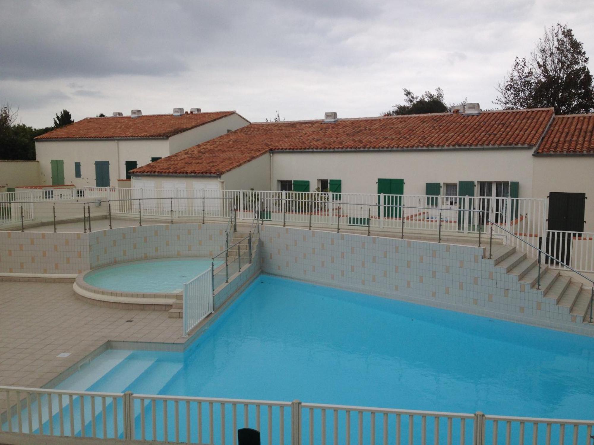 Les Remparts Apartment Saint-Martin-de-Re Bagian luar foto