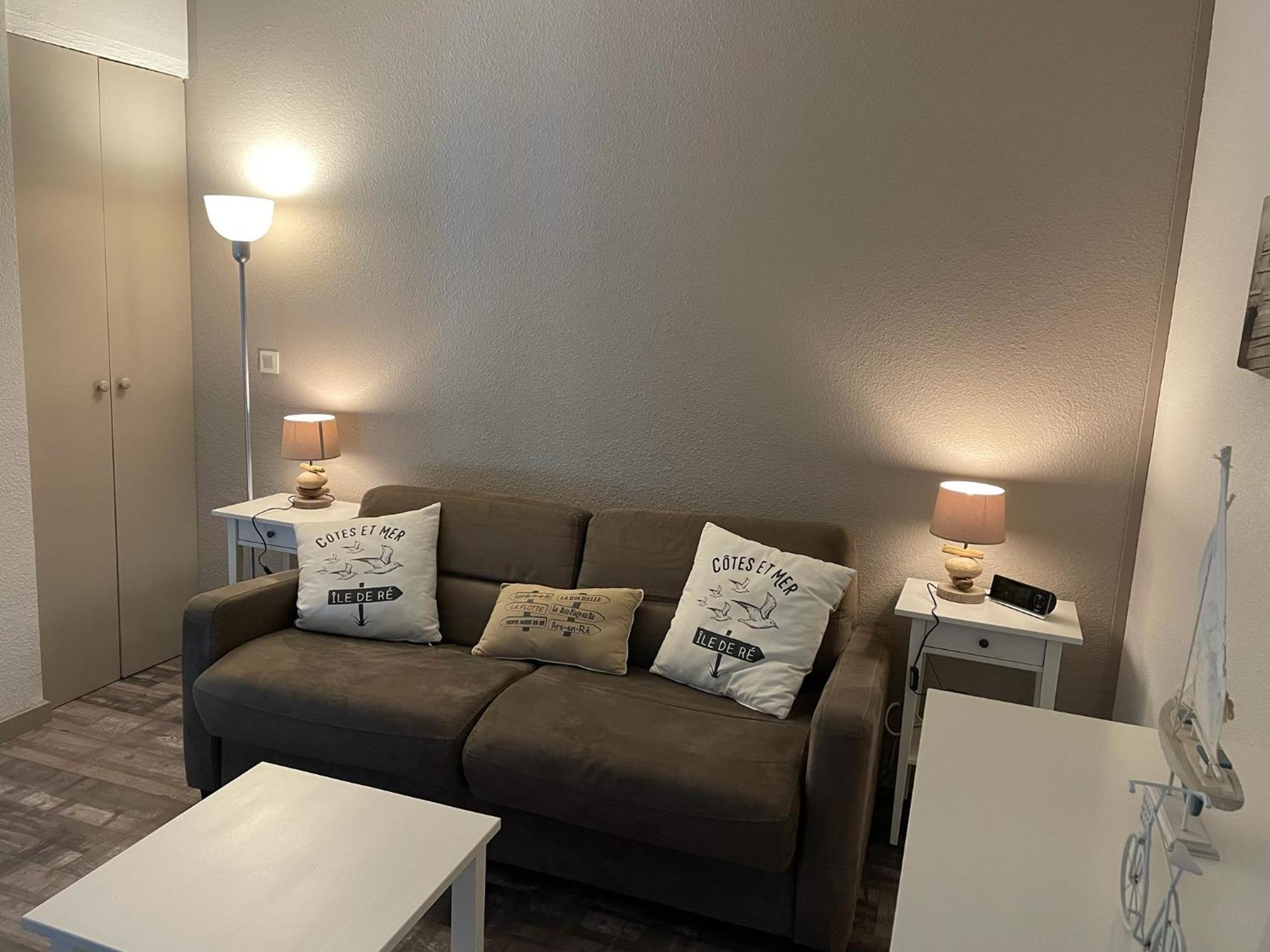 Les Remparts Apartment Saint-Martin-de-Re Ruang foto